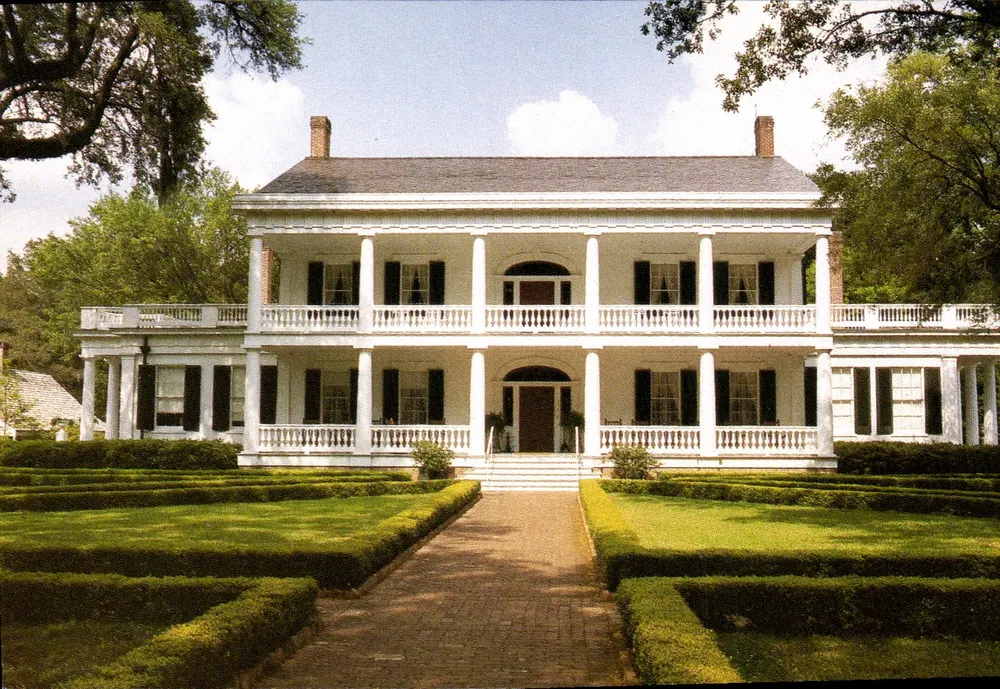 Rosedown Plantation und Gärten — St. Francisville, LA 70775 — Verlag: B. F. Holmes - Vorderseite