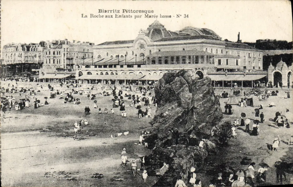 Biarritz Pittoresque — La Roche aux Enfants bei Niedrigwasser — N° 34 - Vorderseite
