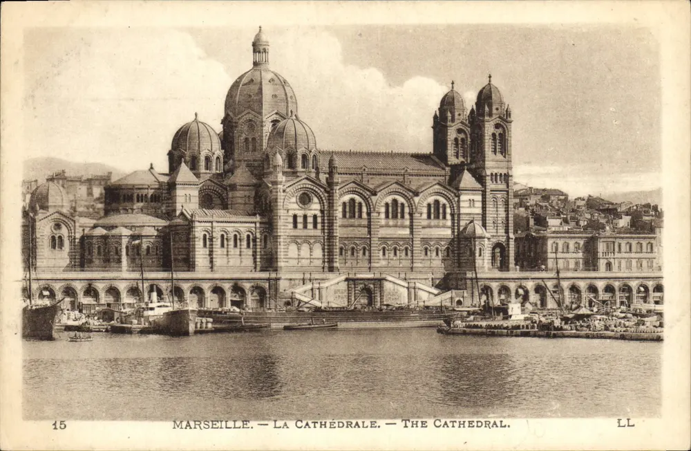 Marseille — A Catedral — The Cathedral — LL — n°15 - Frente