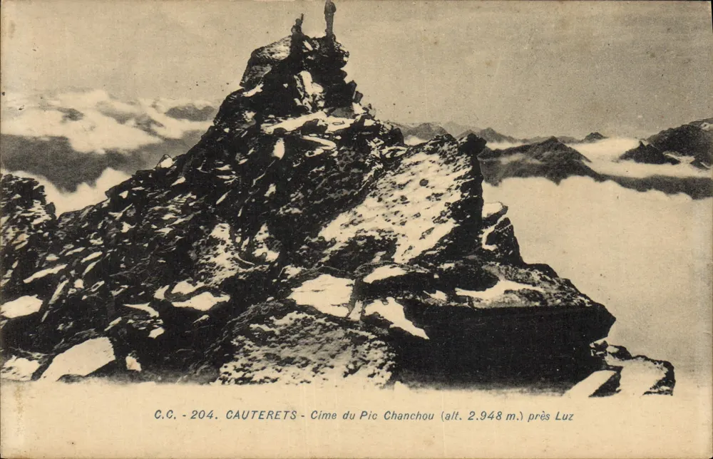 Cume do Pic Chanchou (alt. 2.948 m.) perto de Luz — C.C. - 204 — Cauterets - Frente