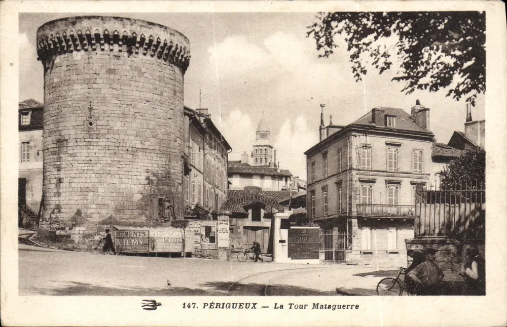 Périgueux — La Tour Mataguerre — Editor Remy, n° 147 - Anverso