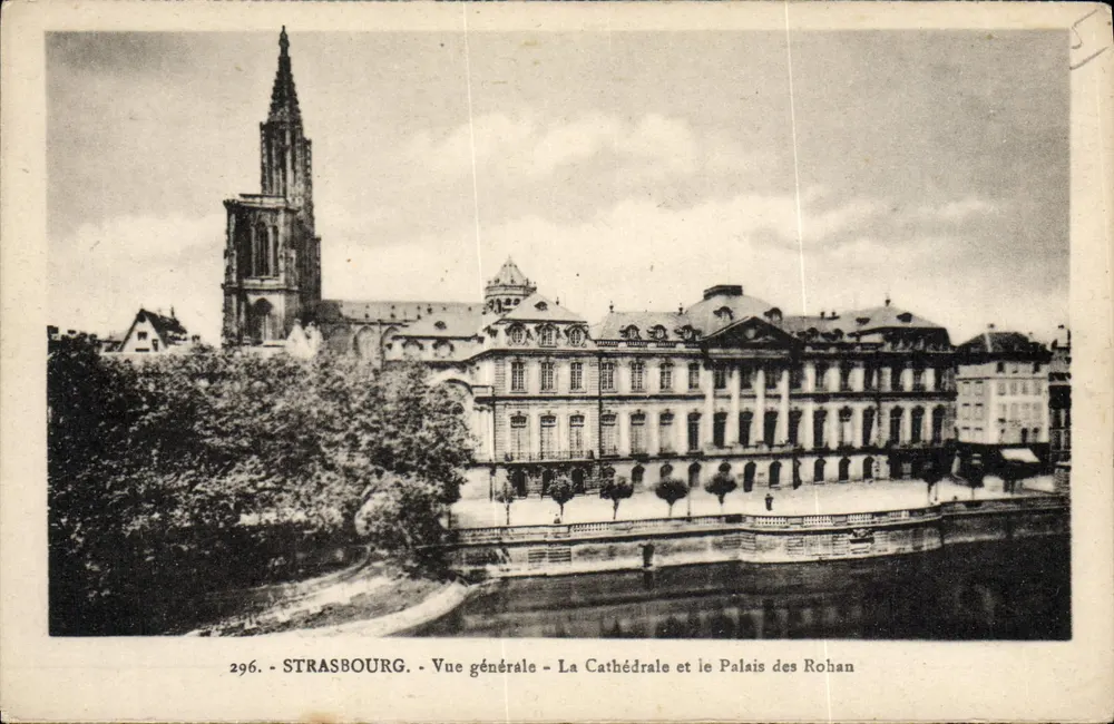 Straßburg — Allgemeine Ansicht — Die Kathedrale und das Palais Rohan - Vorderseite