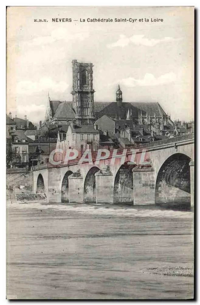 Nevers — Ansicht der Kathedrale Saint-Cyr und der Loire — E.B.N. - Vorderseite