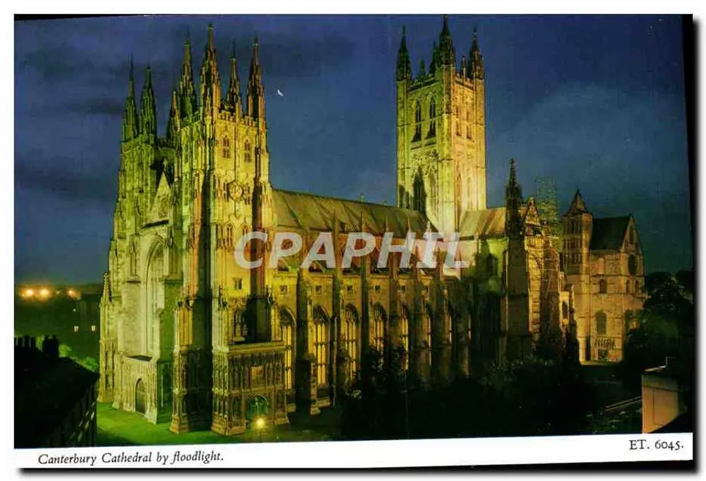 Canterbury Cathedral by floodlight — Éditeur Elgate Postcards, n° de série ET. 6045 - Recto