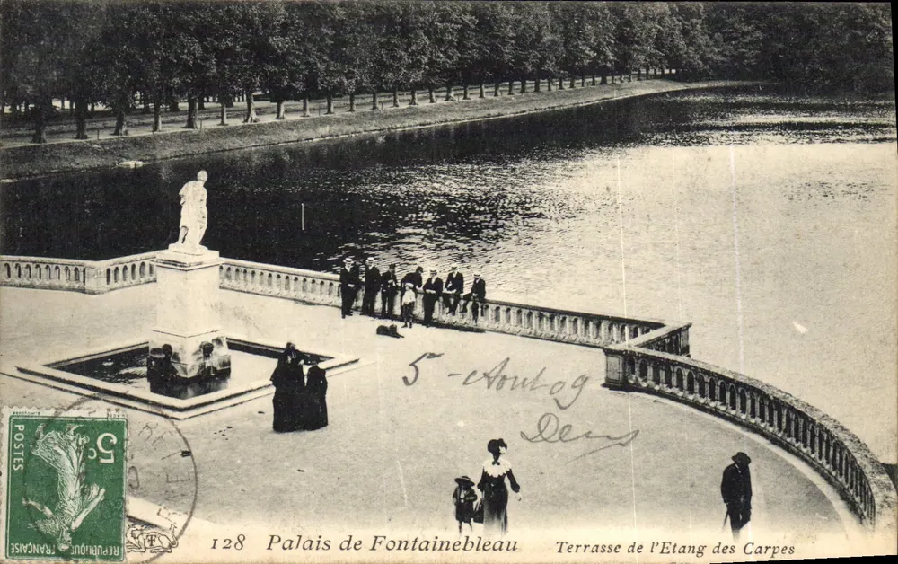 Schloss Fontainebleau — Terrasse Des Karpfenteichs — Verlag Französisches Repertoire Nr. 128 - Vorderseite