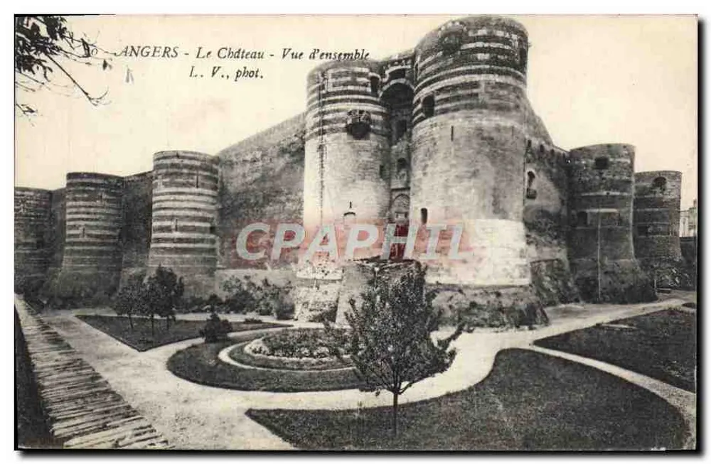 Angers - O Castelo - Vista geral — L. V., fot. - Frente