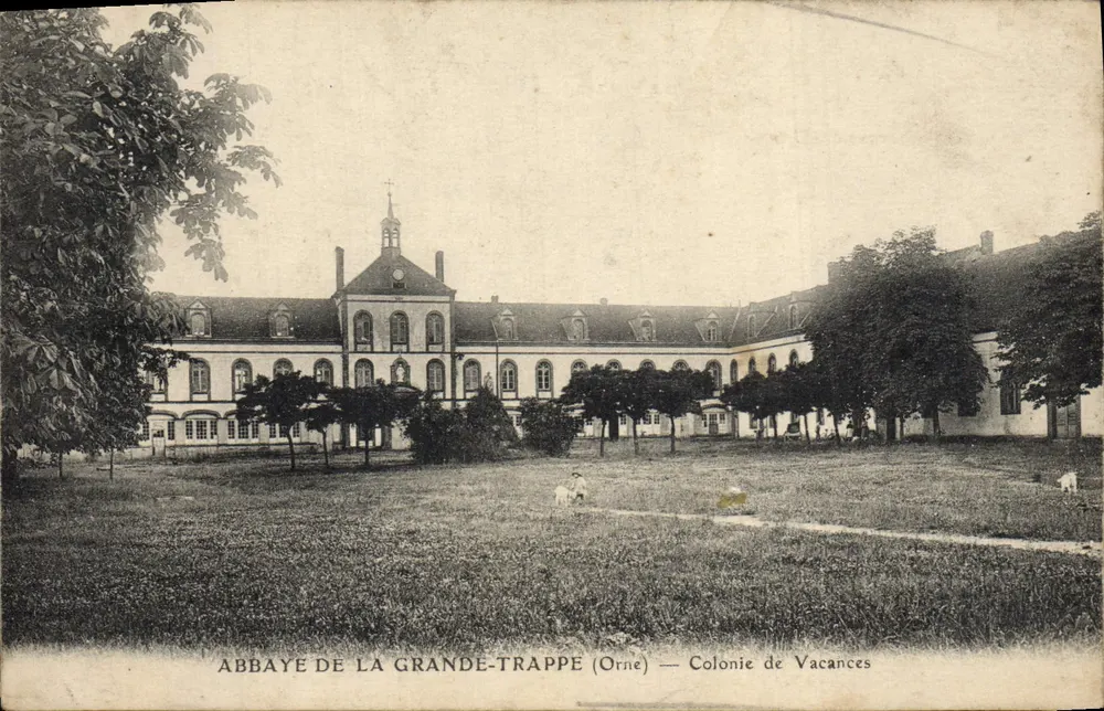 Abtei der Grande-Trappe (Orne) — Sommercamp - Vorderseite
