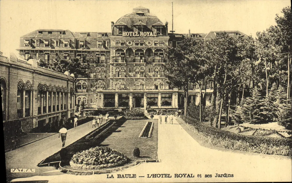 La Baule — Das Hotel Royal und seine Gärten — Patras - Vorderseite