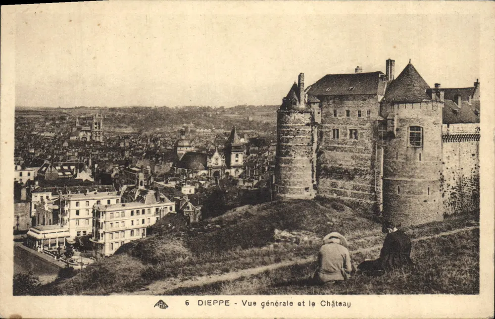 Dieppe - Vista generale e il Castello - Recto