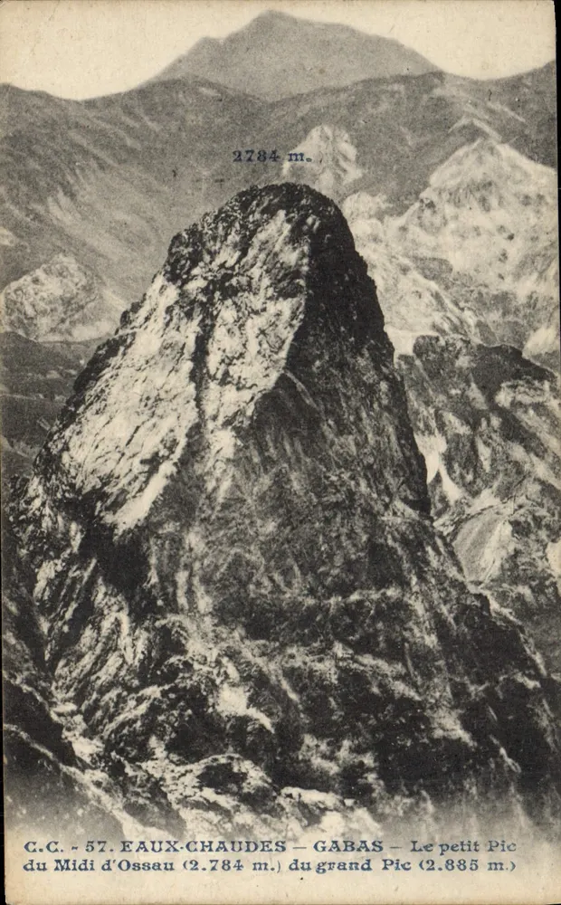 Faux-Chaudes – Gabas – O pequeno Pic du Midi d'Ossau (2.784 m.) e o grande Pic (2.885 m.) — G.C. n°57 - Frente