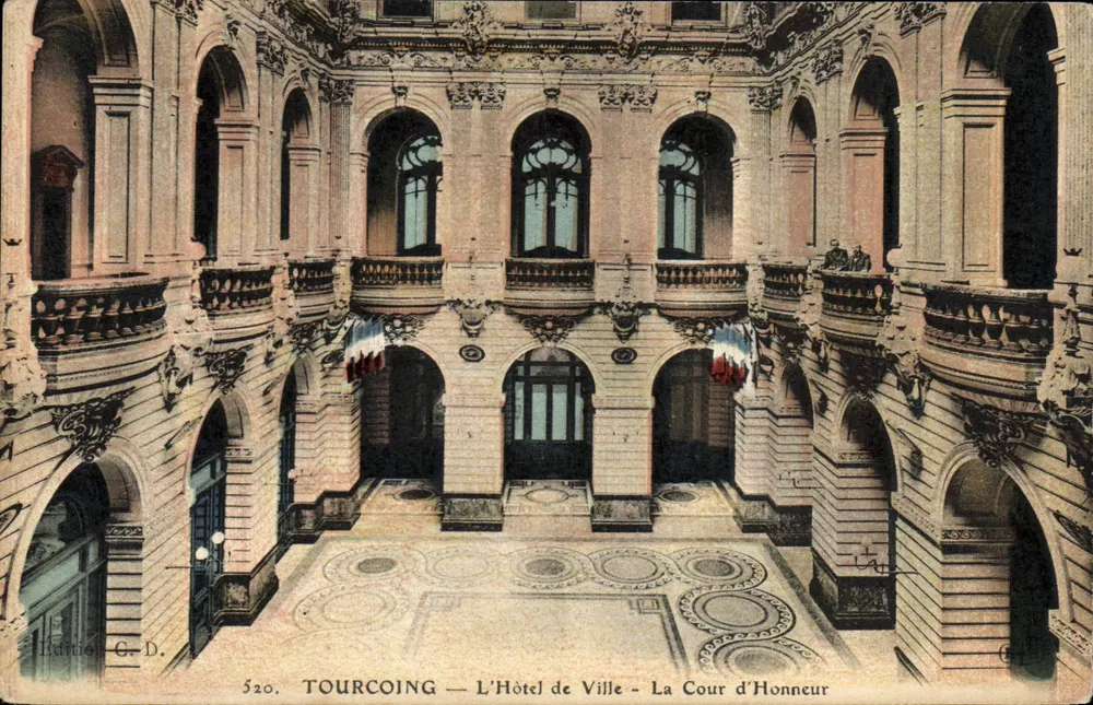 Tourcoing — Das Rathaus — Der Cour d'Honneur — Edition G.D. Nr. 520 - Vorderseite