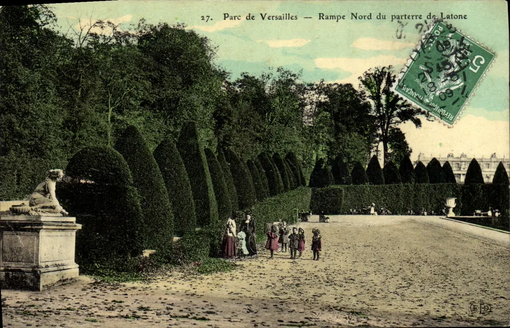Schlosspark Versailles — Nordrampe des Parterres von Latone — Verlag: C. P. D. (Nr. 27) - Vorderseite