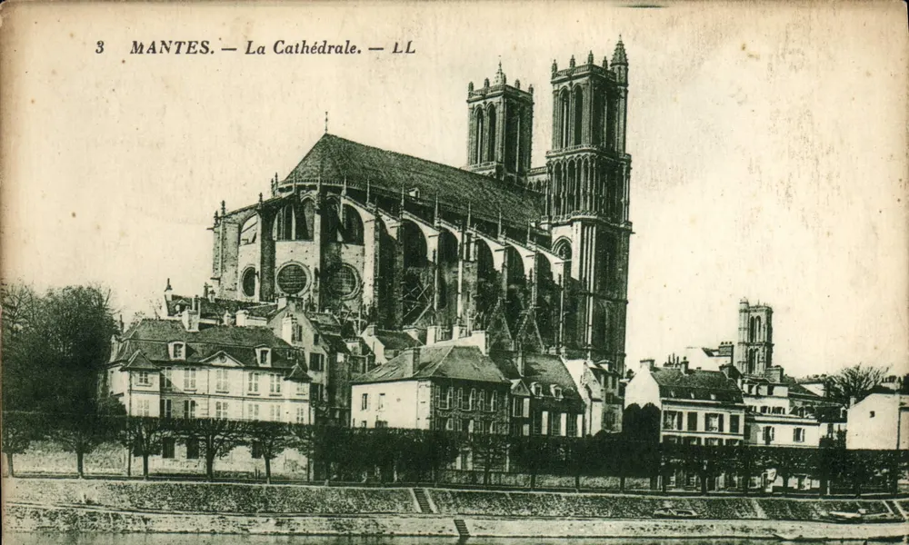 Mantes — A Catedral — LL - Frente