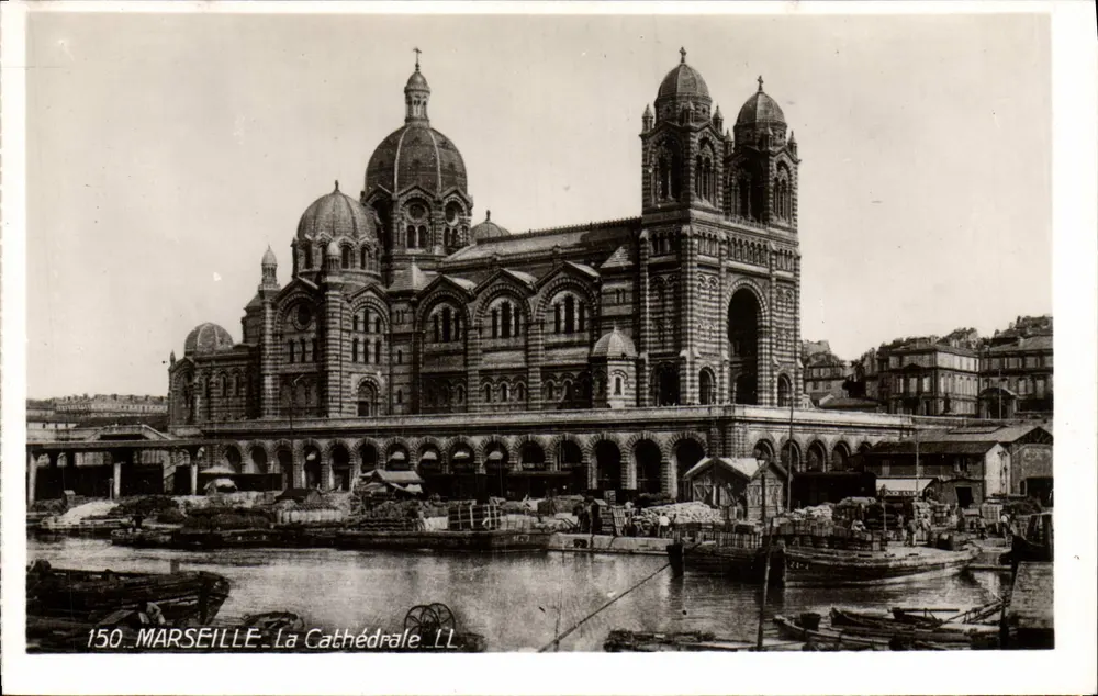 Marseille - A Catedral — vista do porto — editor LL, n° 150 - Frente