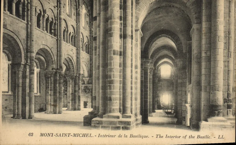 Mont-Saint-Michel — Interno della Basilica — LL, n°62 - Recto