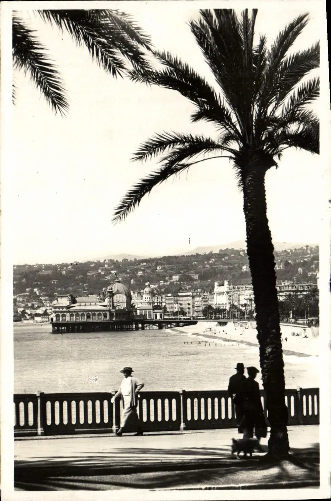 Cannes — Vue du port et du Casino — Éditions de la Poste - Recto