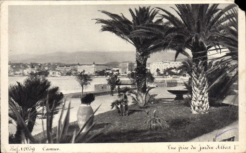 Cannes — Vue prise du Jardin Albert Ier — Belf. 12639 - Recto