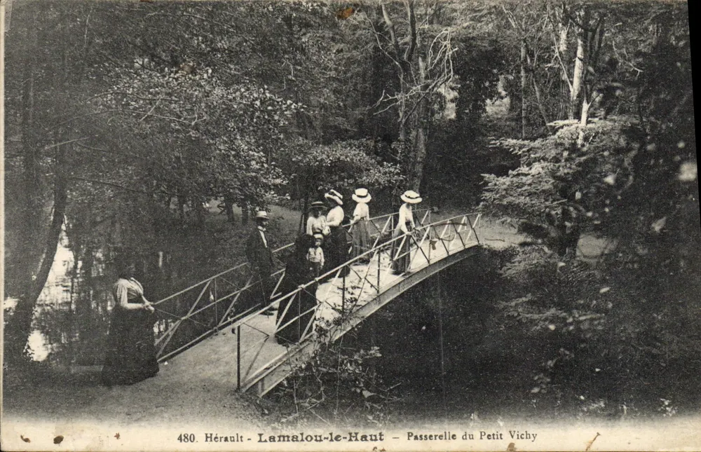 Lamalou-le-Haut — Brücke des Kleinen Vichy — Hérault - Vorderseite