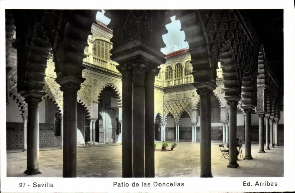 Pátio das Moças — Sevilha — Ed. Arribas, n°27 - Frente