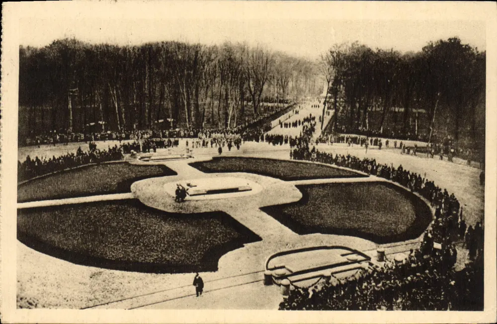 Forêt de Compiègne — Armistice-Platz — Allgemeiner Blick (Cl. Hutin) - Vorderseite