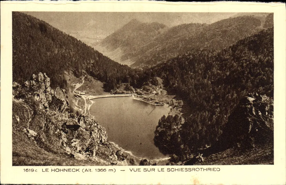 Der Hohneck (Höhe 1366 m) — Ansicht über das Schiessrothried — Verlag: Imp. Edits Braun & Cie, Mulhouse-Dornach - Vorderseite
