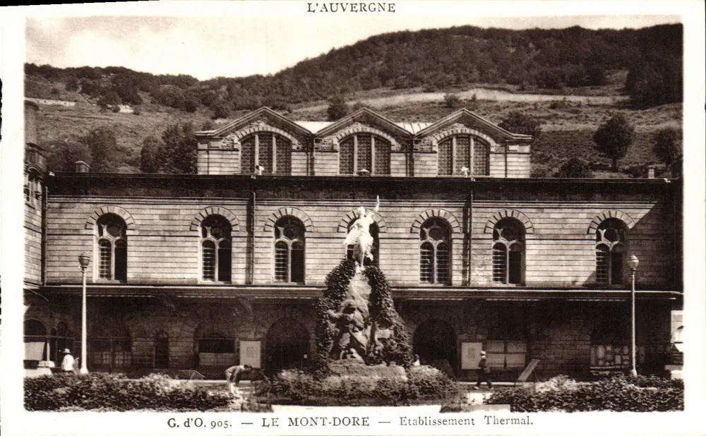 Mont-Dore — Estabelecimento Termal — G. d'O. 905 - Frente