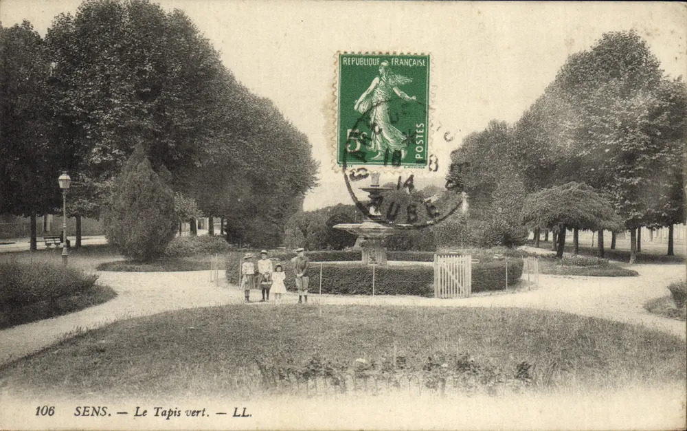 SENS — O Tapete Verde — LL. — n°106 - Frente