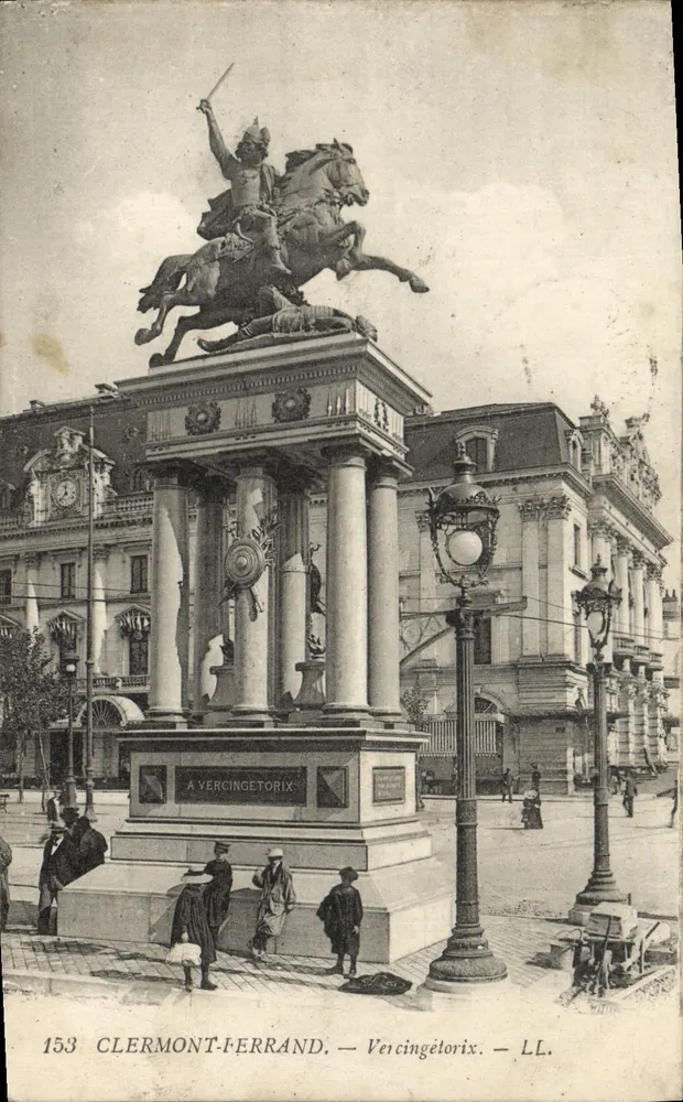 Clermont-Ferrand — Statue équestre de Vercingétorix — LL. n° 153 - Recto
