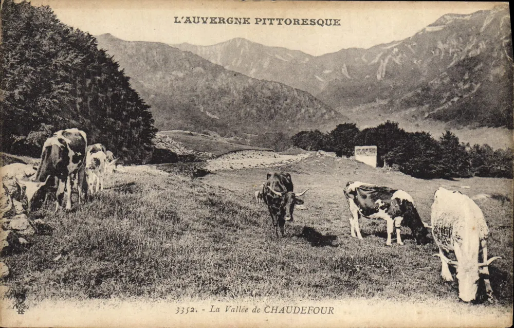 Die Chaudefour-Tal — pittoreskes Auvergne — Serie 3352 — Verlag Béguin, St-Craud (Allier) - Vorderseite
