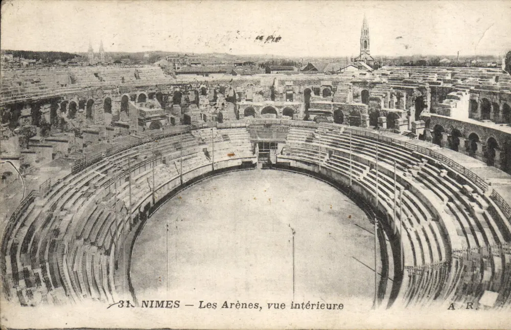 Nîmes — Les Arènes, vista interna — A.R. n°31 - Frente