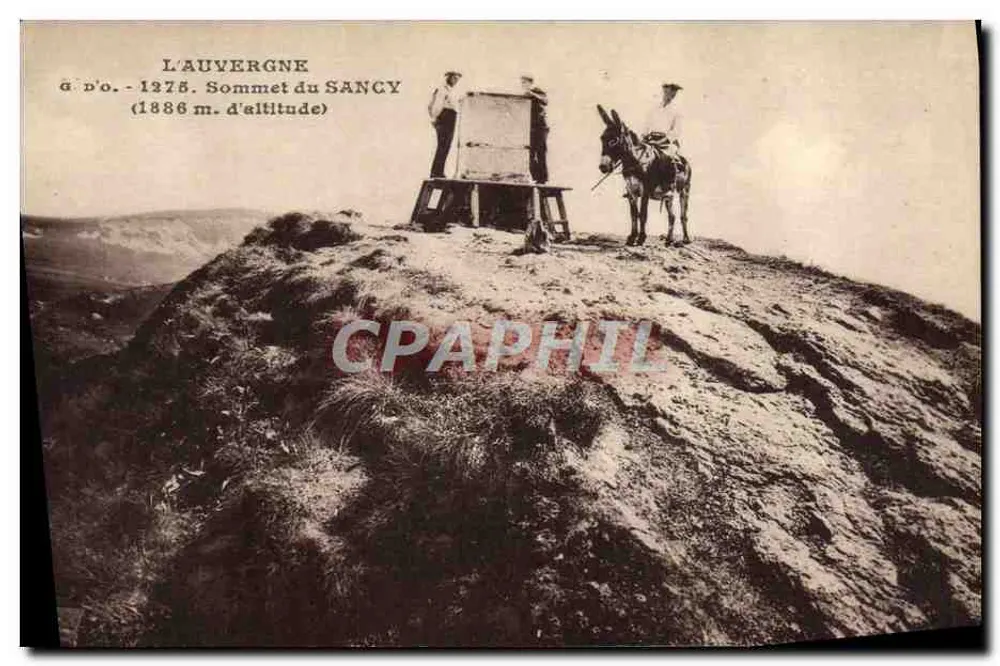 A Auvergne — Cume do Sancy (1886 m de altitude) — J. Gouttefangeas, editor, Ollargues (P.-de-D.) - Frente