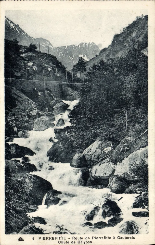 Cachoeira de Calypso - Estrada de Pierrefitte a Cauterets - Frente