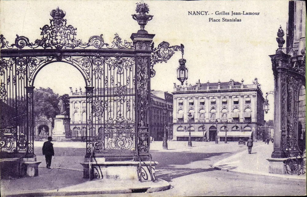 Nancy - Grilles Jean-Lamour, Place Stanislas - Frente