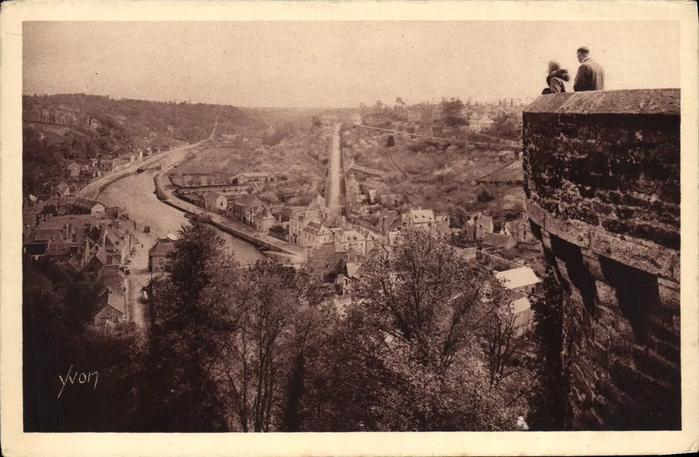 Dinan (C.-du N.) — Panorama sobre a Rance — Les Éditions d'Art Yvon, Paris - Frente