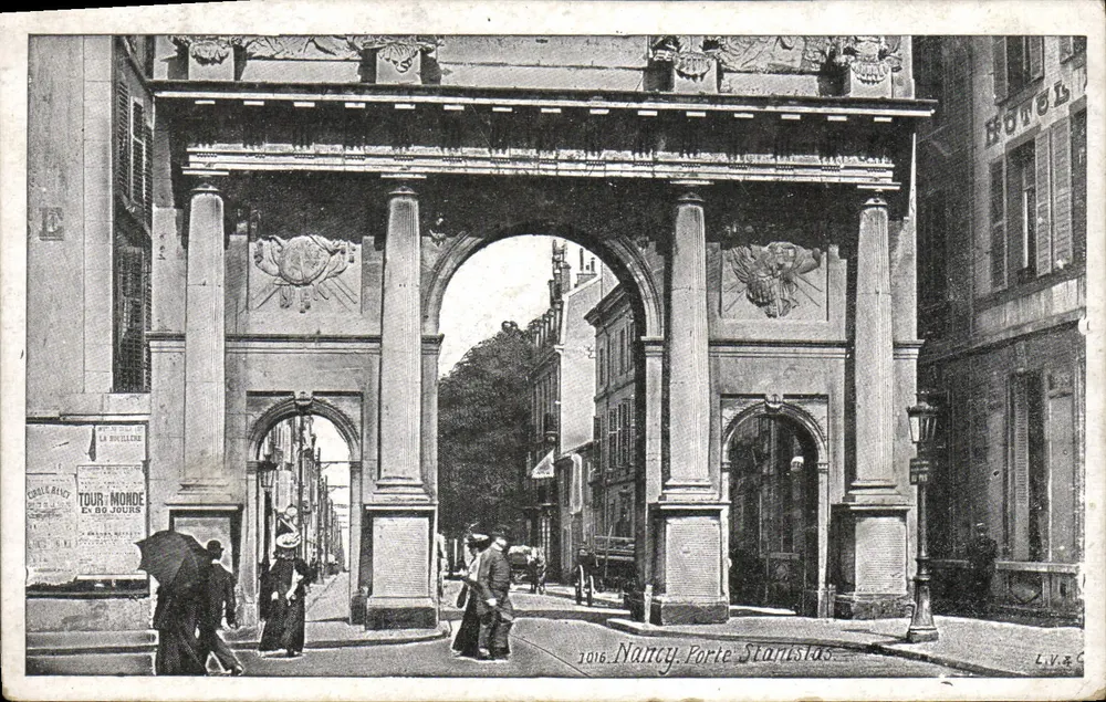 Nancy, Porta Stanislas — vista arquitetônica — L.V.&C. n°1016 - Frente