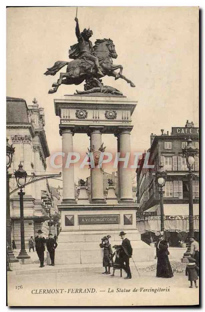 Clermont-Ferrand — A Estátua de Vercingétorix — Par SORBE - Frente