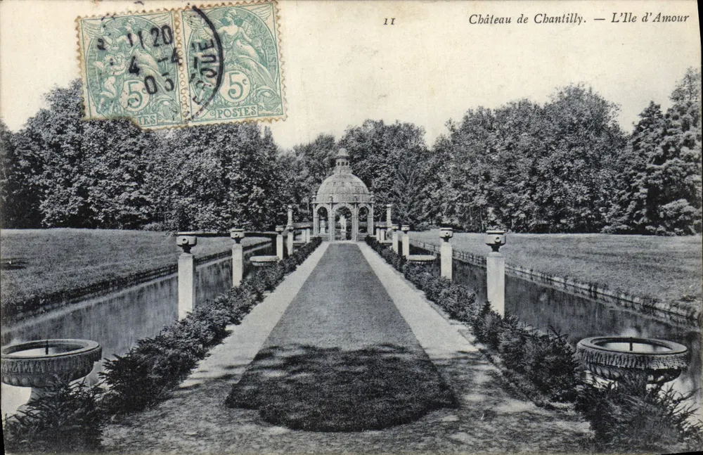 Castelo de Chantilly — A Ilha do Amor — Editor: POSTES, n° 11 - Frente