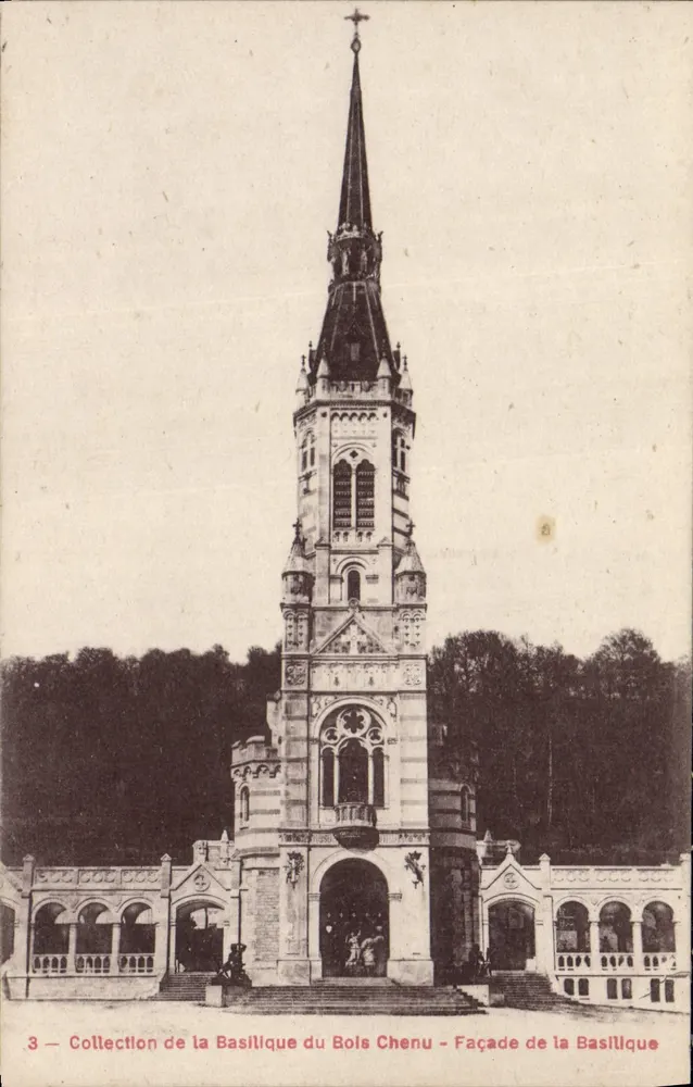 Basilique du Bois-Chenu — Fassade der Basilika — Sammlung der Basilique du Bois-Chenu - Vorderseite