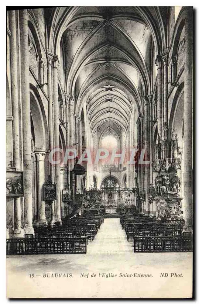 Beauvais — Nef da Igreja de São Etienne — ND Fot. - Frente
