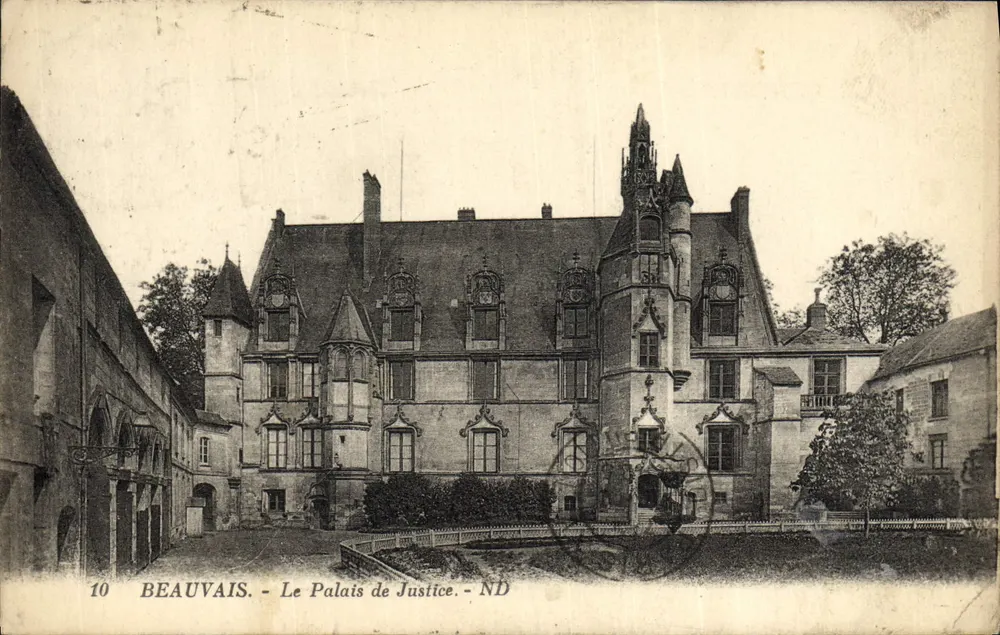 Beauvais - O Palácio de Justiça - ND - Frente