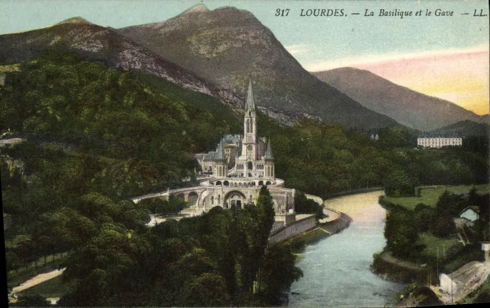 Lourdes — La Basilica e il Gave — LL. — n° 317 - Recto