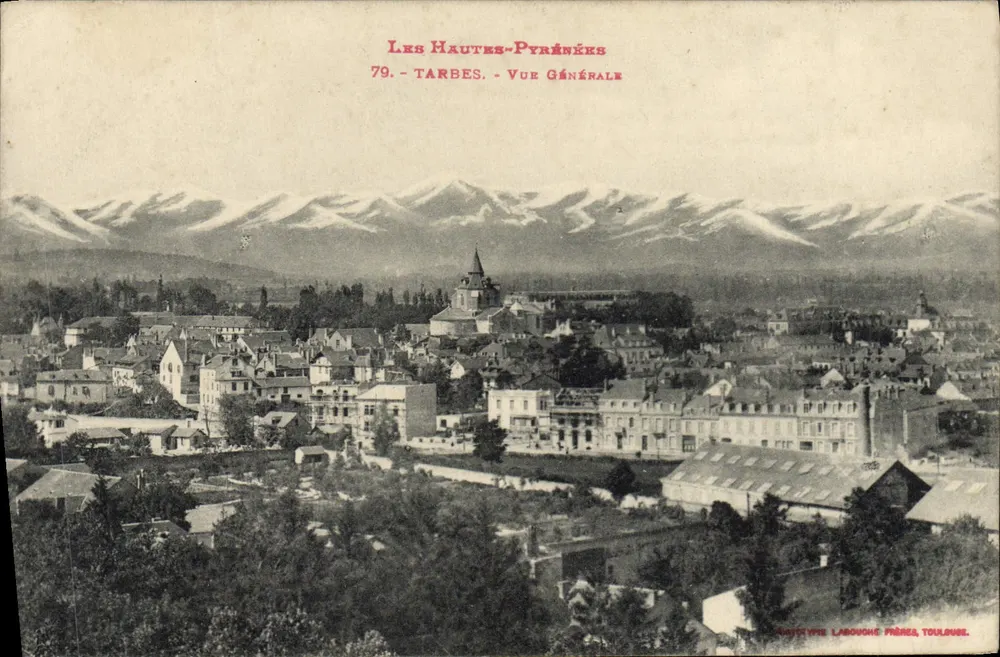 Tarbes — Vista Geral — Editor Labouche Frères, Toulouse - Frente