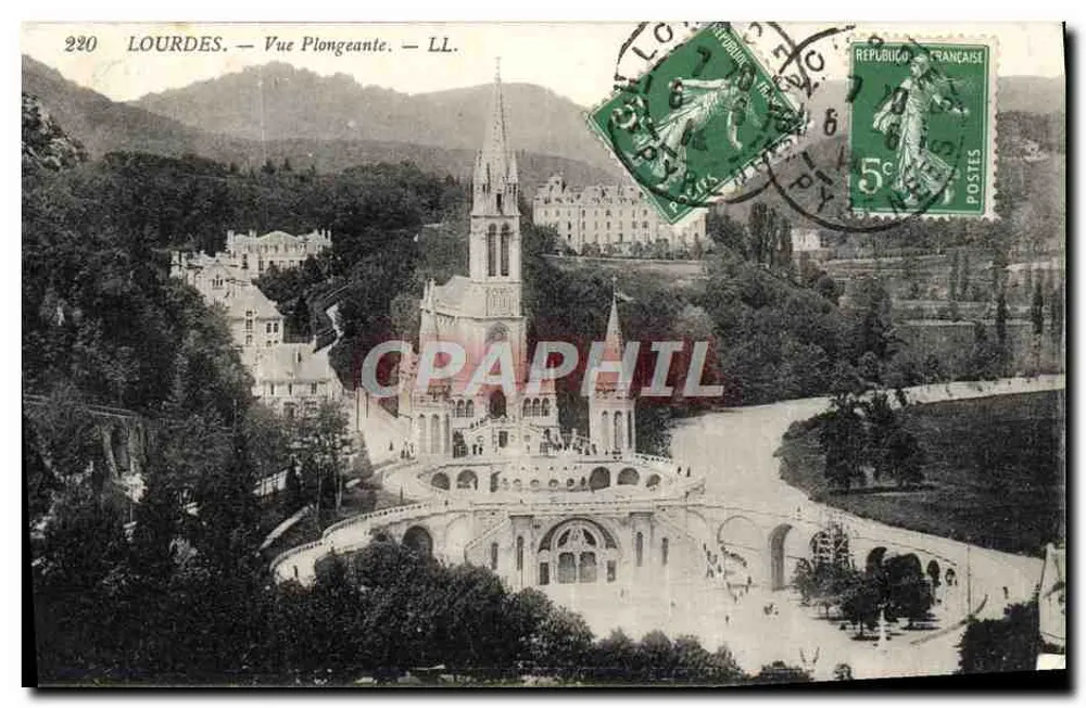 Lourdes — Vue Plongeante — LL. Éditeur LL. N° 220 - Frente