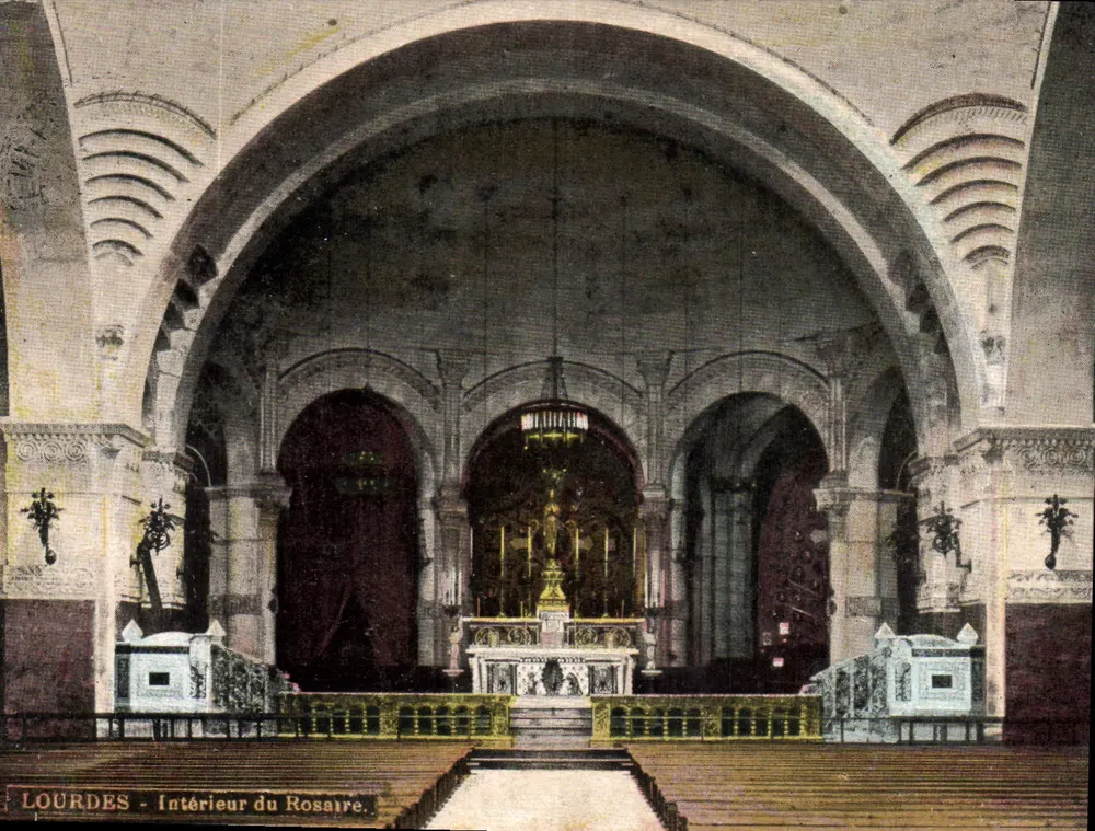 Lourdes - Interior do Rosaire — editor não identificado, número de série não visível - Frente