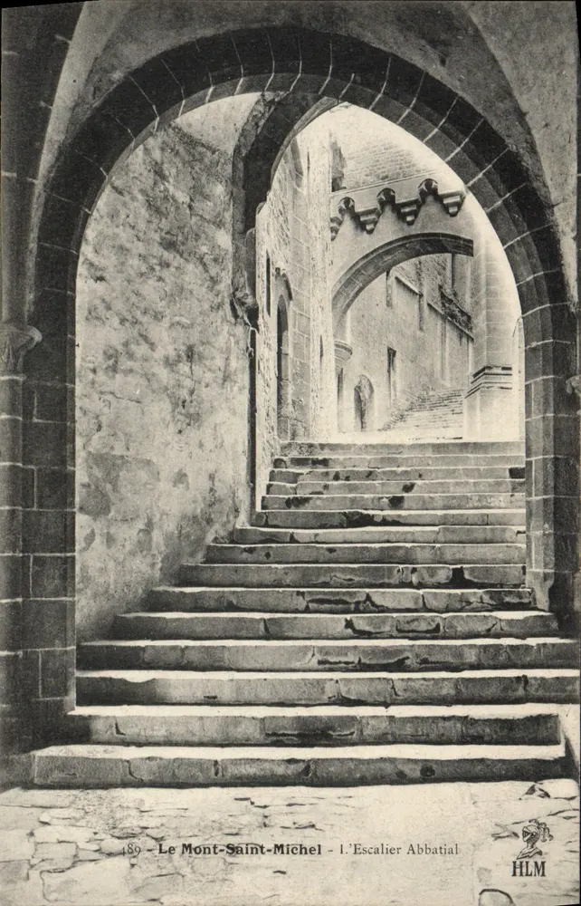 O Mont-Saint-Michel — A Escada Abbatial — HLM - Frente
