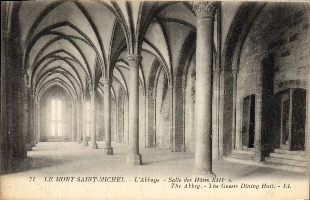 Mont Saint-Michel — Die Abtei - Saal der Gäste 13. Jahrhundert — LL - Vorderseite