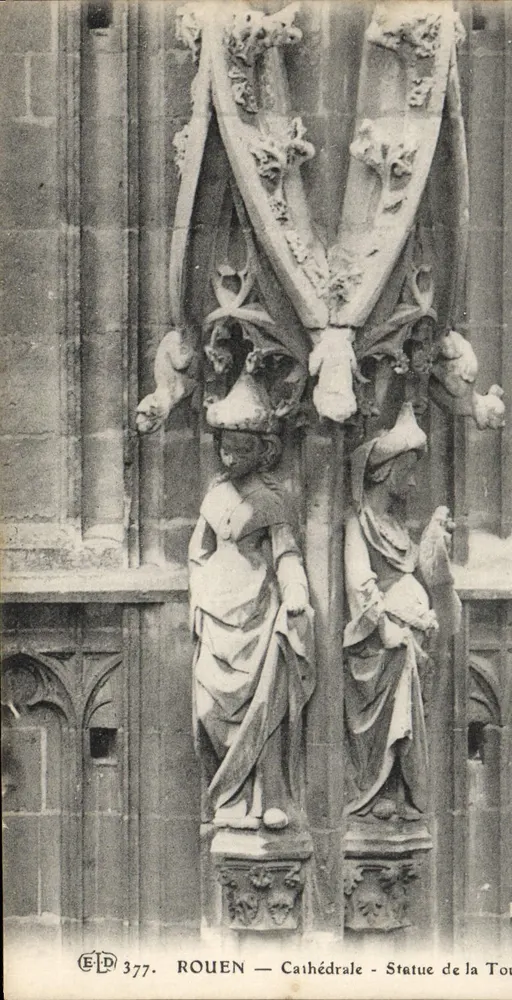 Rouen — Kathedrale — Statue der Turm - Vorderseite