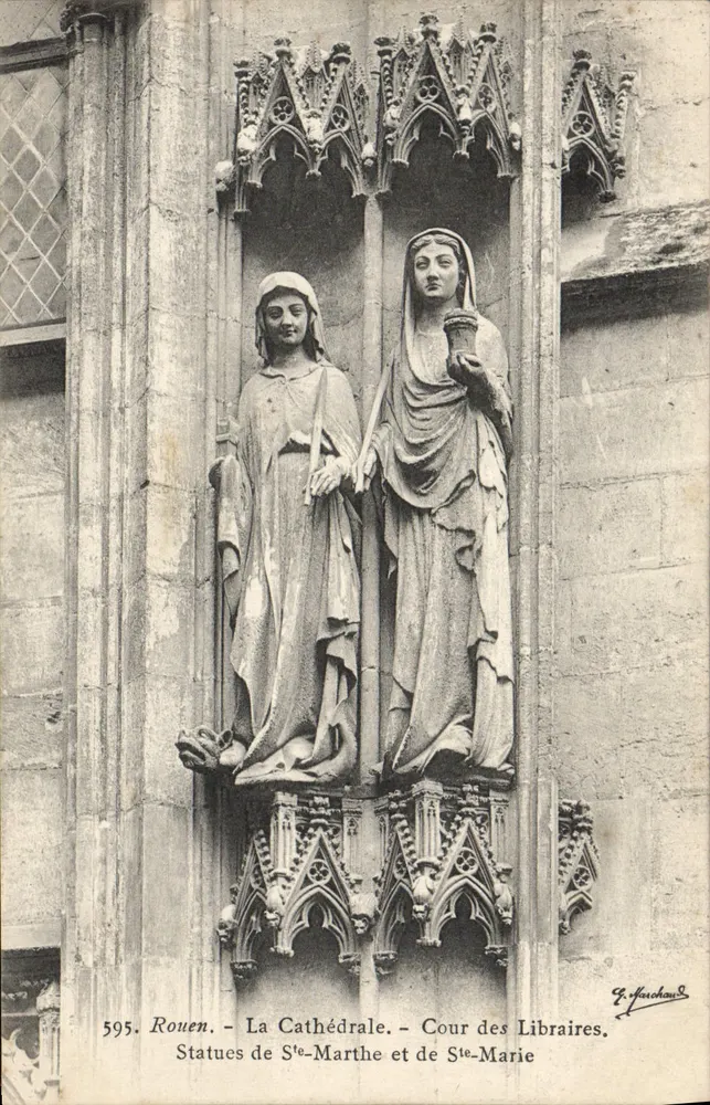 Rouen — Die Kathedrale — Cour des Libraires. Statuen von Sœur-Marthe und Sœur-Marie - Vorderseite