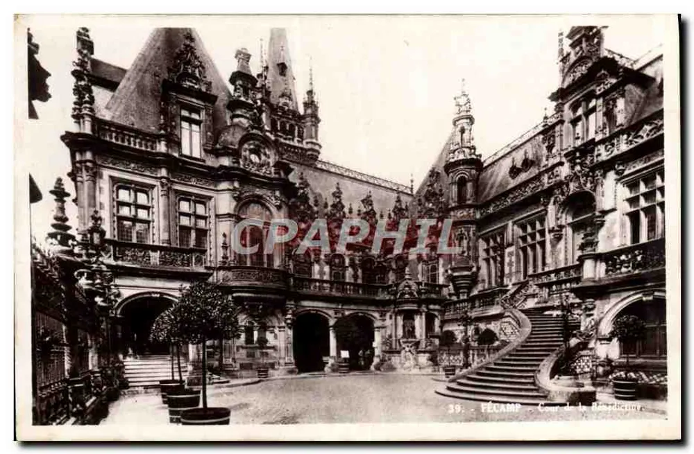 Fécamp — Cour de la Renaissance — n°39 - Frente