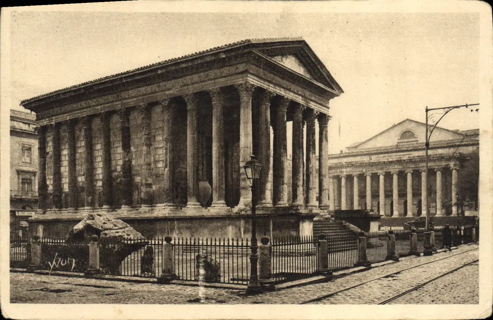 Nîmes — La Maison Carrée et le Théâtre — Les Éditions d'Art Yvon, Paris - Vorderseite
